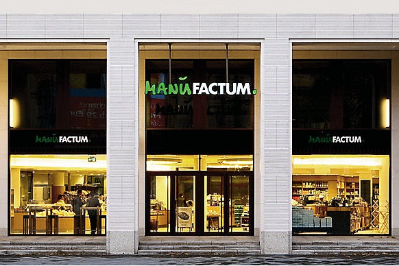Außenansicht des Warenhauses Manufactum in Frankfurt am Main