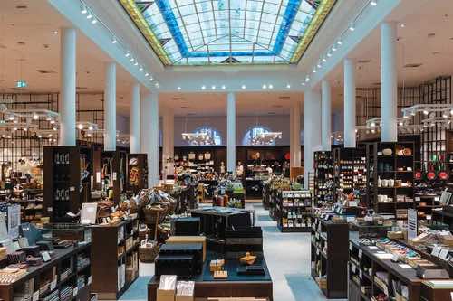 Innenansicht des Manufactum Kaufhauses in Bremen